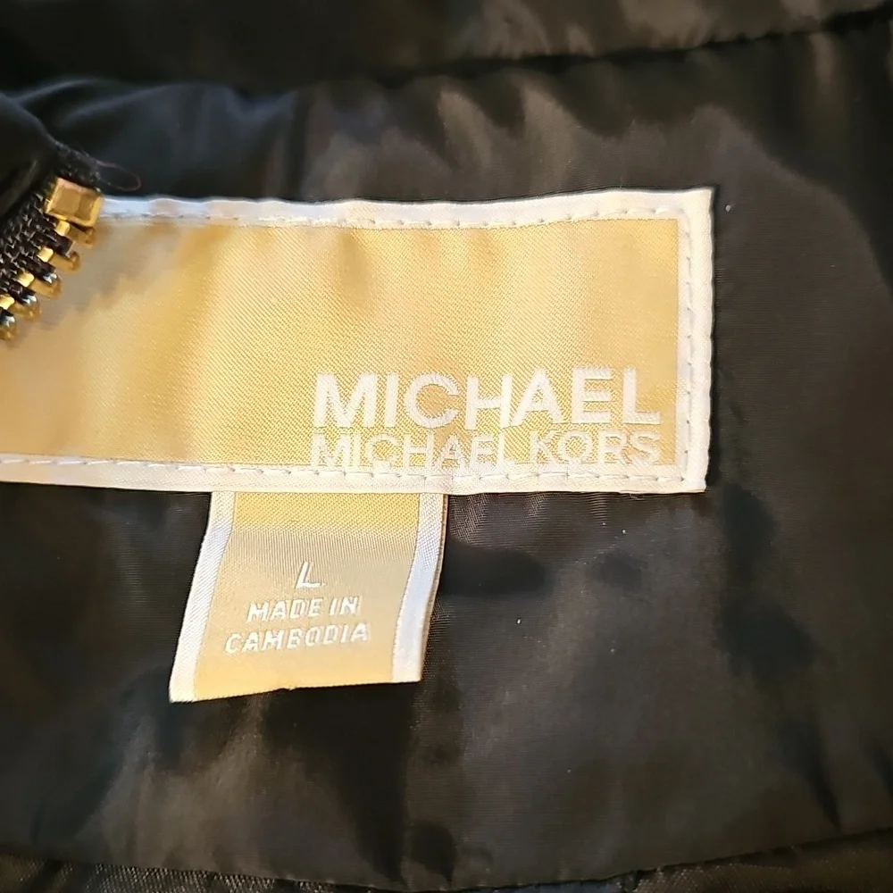 Michael Kors Black Quilted Vest with Gold Zipper NWOT Size M